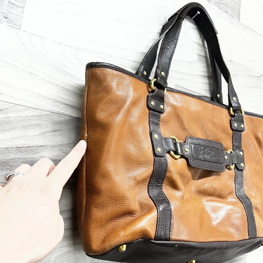 Stone Mountain‎ Leather Tote Bag Women's Brown Black Studded Detail Zip Pockets